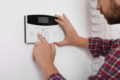 What Pittsburgh Homeowners Should Know Before Choosing a Professionally Installed Security System